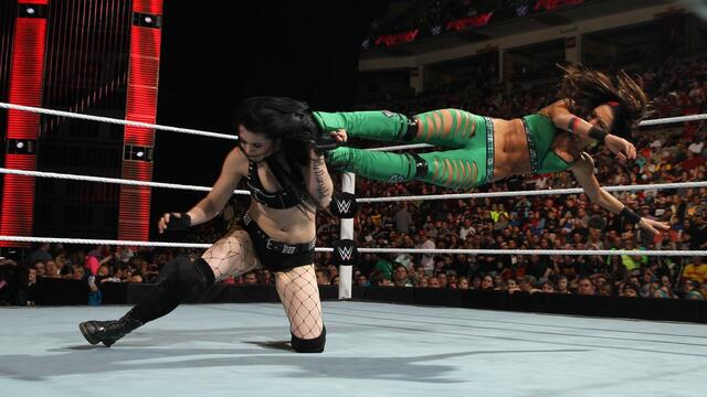 Paige vs. Brie Bella: Raw, February 9, 2015
