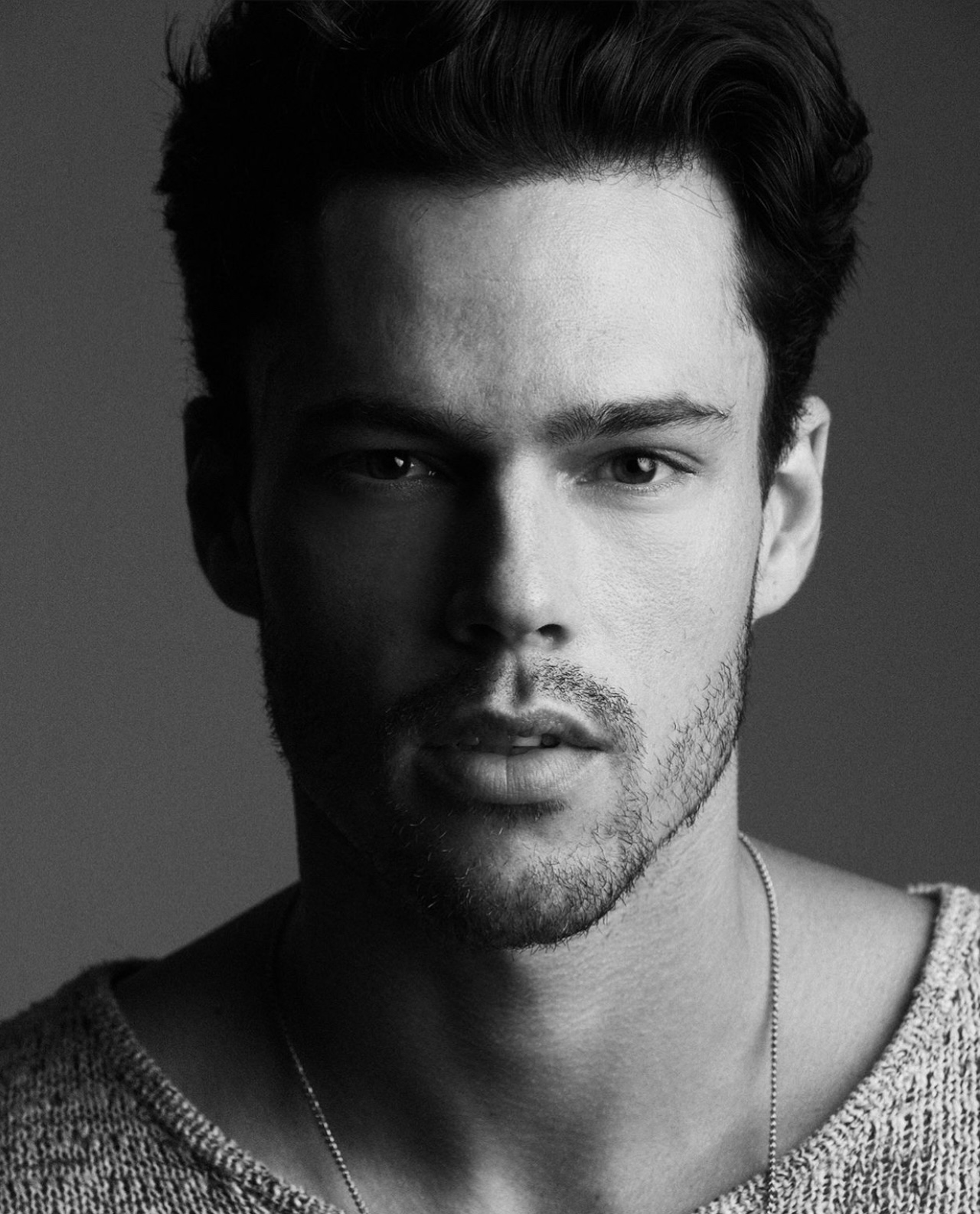 actor Tyler Tuck large photo