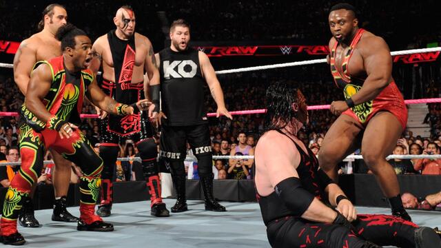 Demon Kane vs. Seth Rollins - Lumberjack Match: Raw, October 12, 2015 background