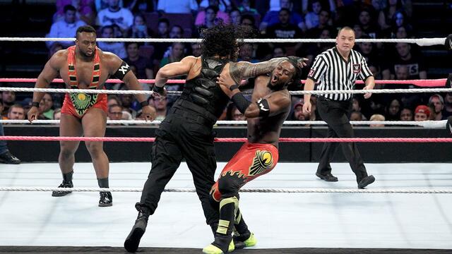 Roman Reigns & Dean Ambrose vs. The New Day: SmackDown, October 22, 2015
