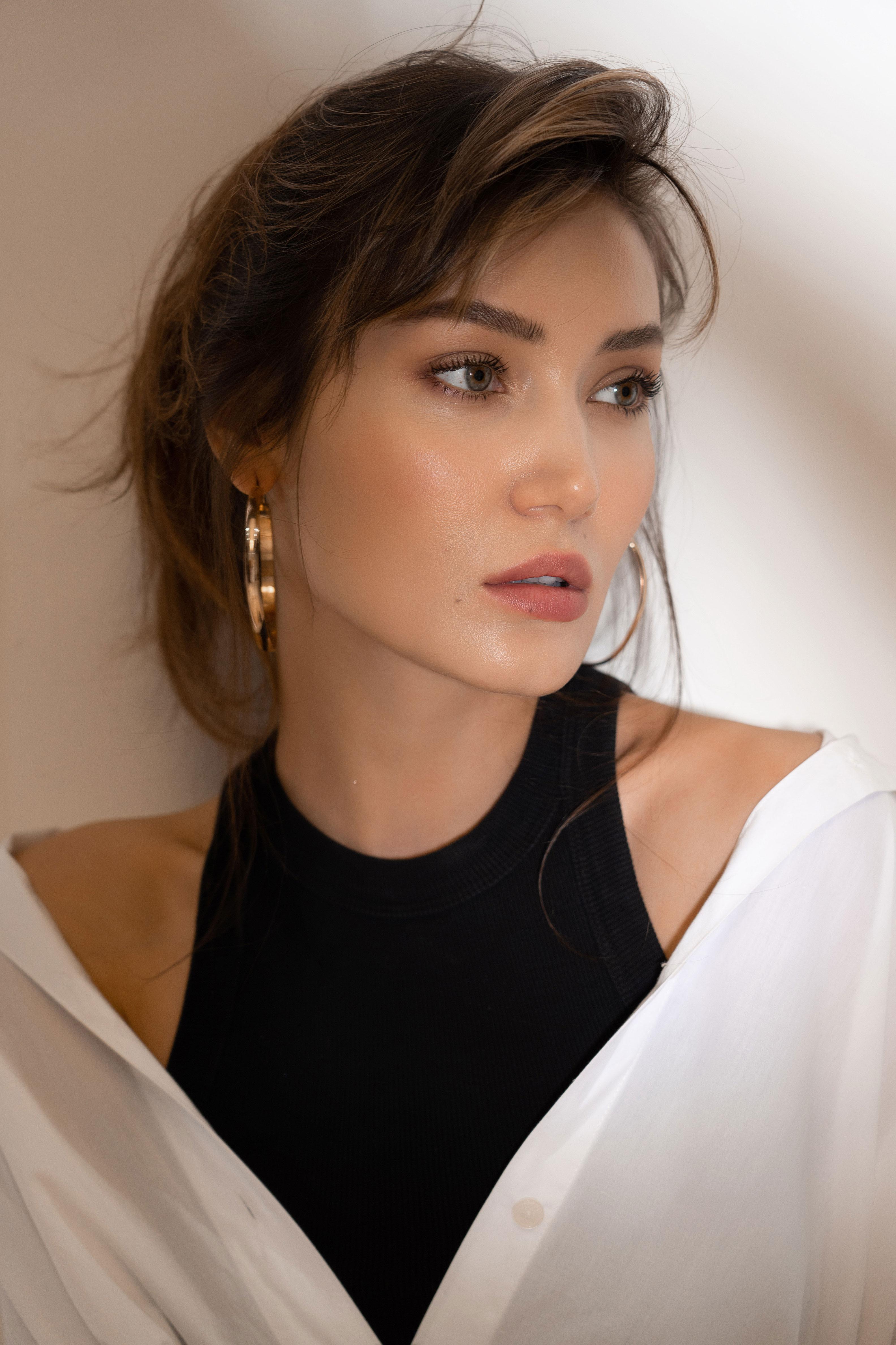 actor Yulduz Rajabova large photo