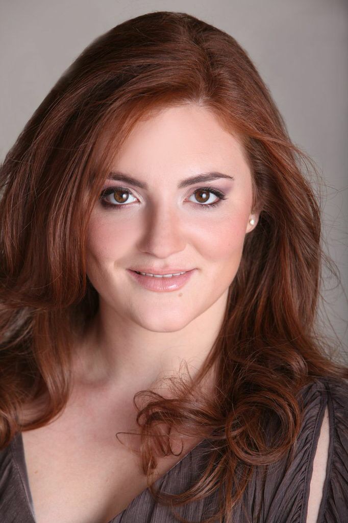 actor Lisa Marie Brevogel large photo