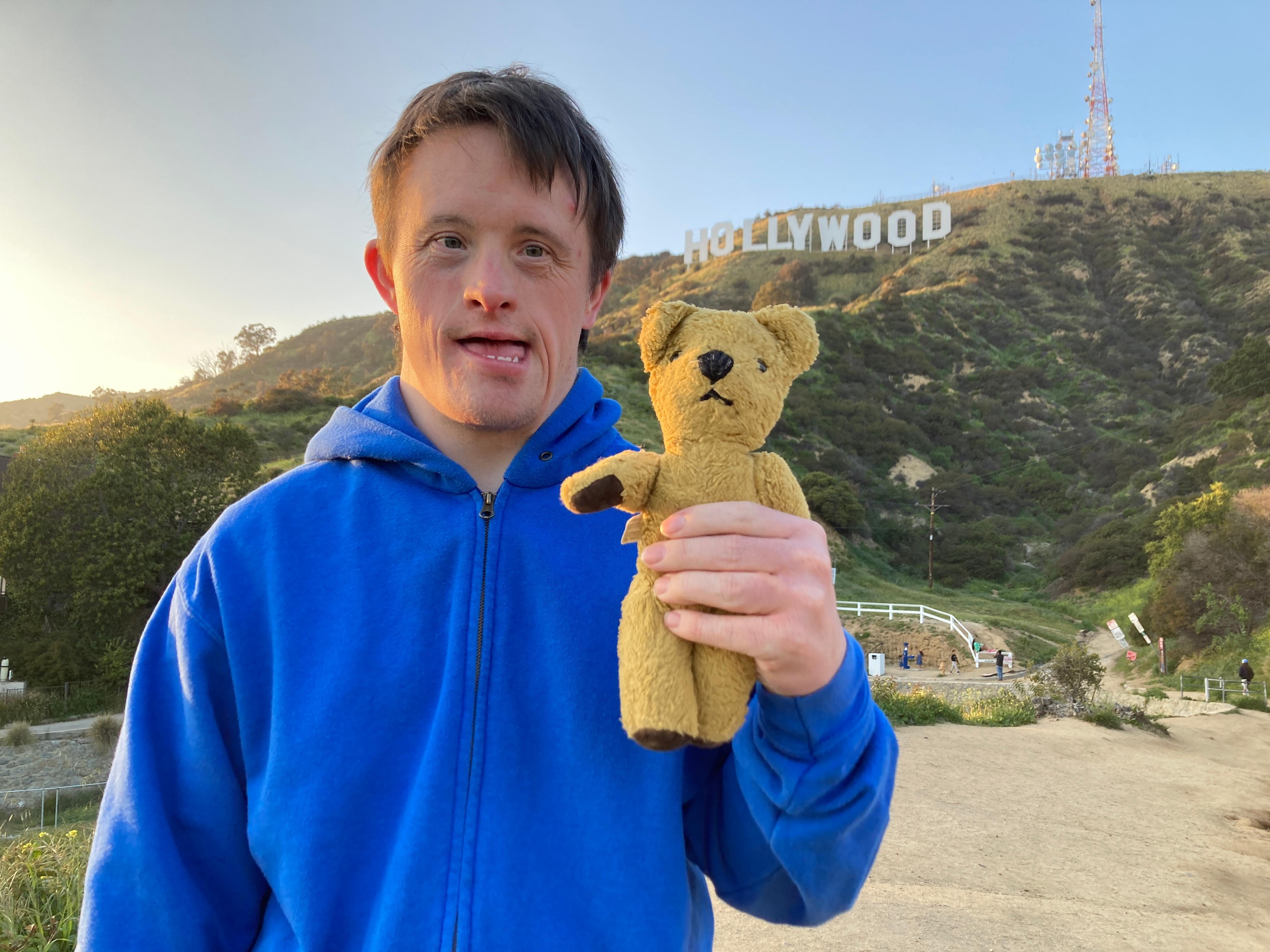 Tommy Jessop Goes to Hollywood (2023) | Watch on Movi47