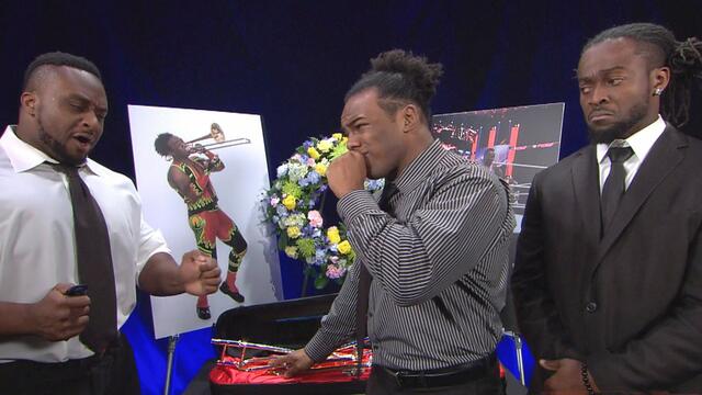 The New Day pays tribute to "Francesca": Raw, January 18, 2016 background