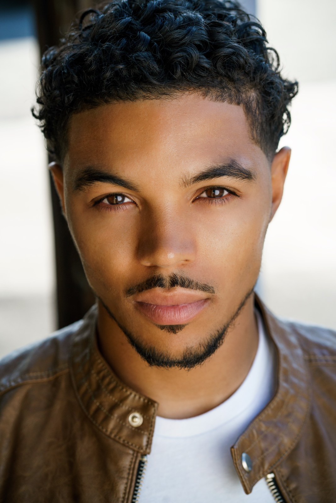 actor Austin Dotson large photo