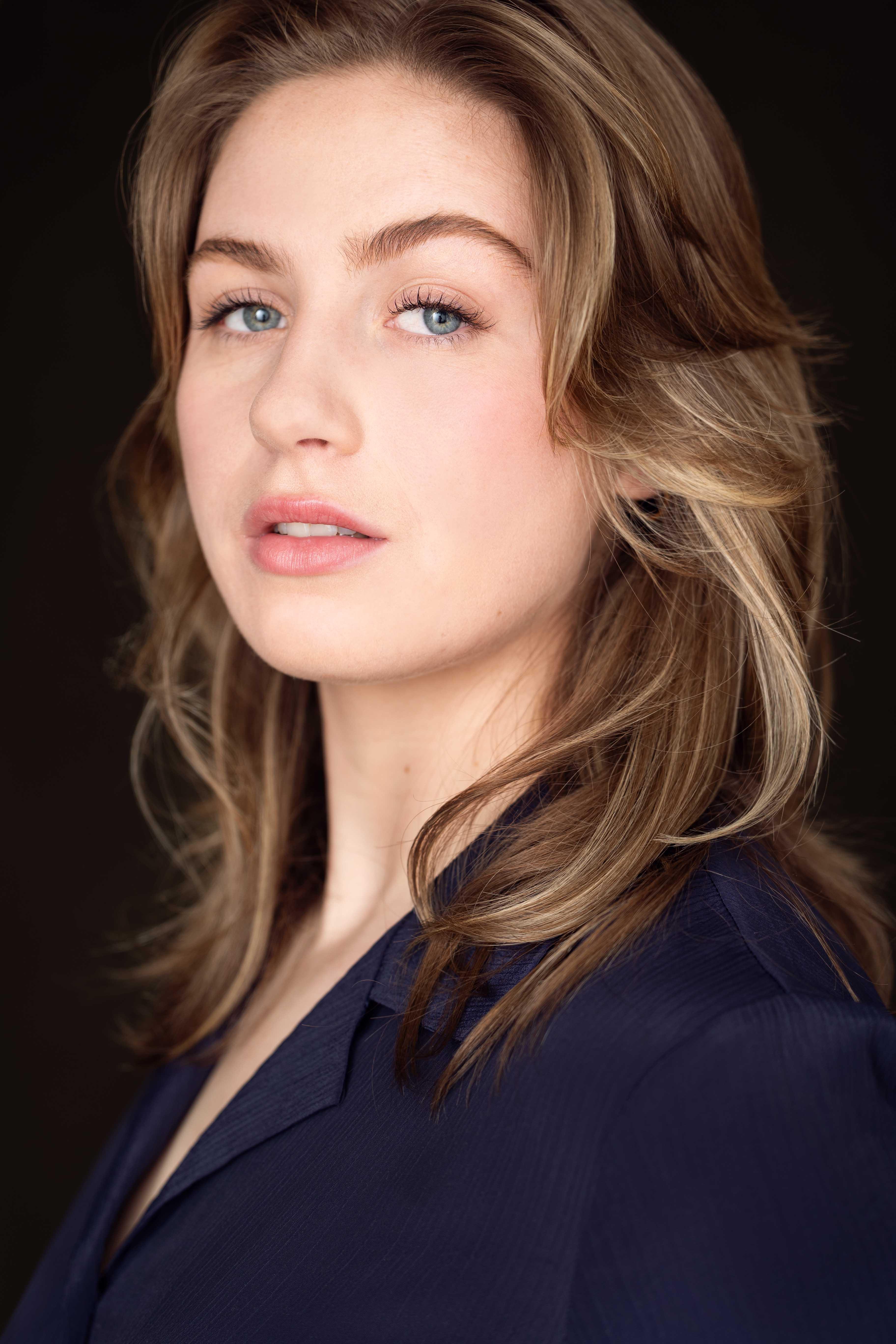 actor Alaina Pitt large photo