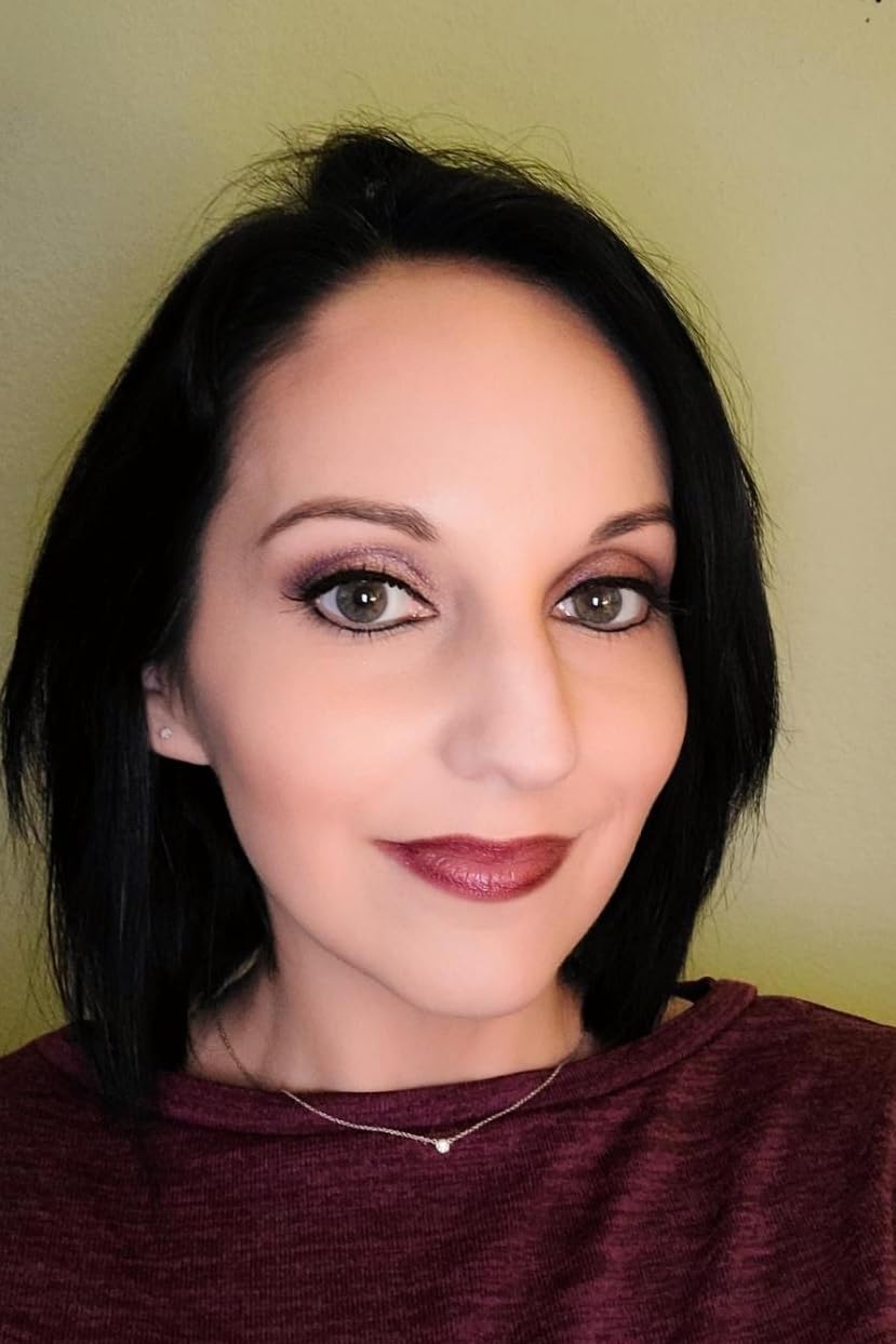 actor Angela Peters large photo