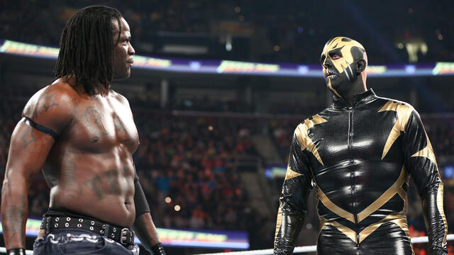 R-Truth vs. Curtis Axel: WWE Fastlane 2016 (WWE Network Exclusive)