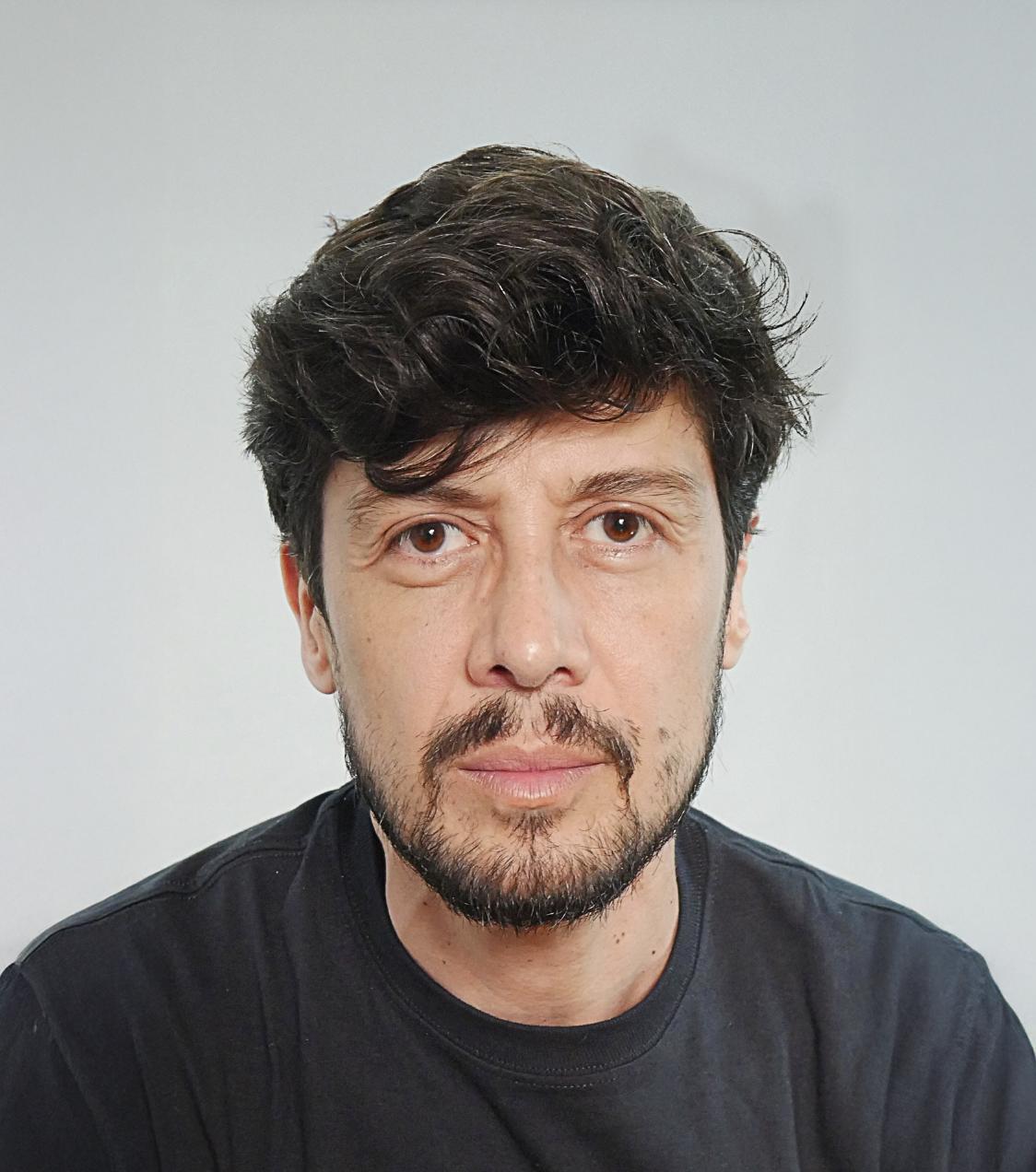 actor Saul Mercado large photo