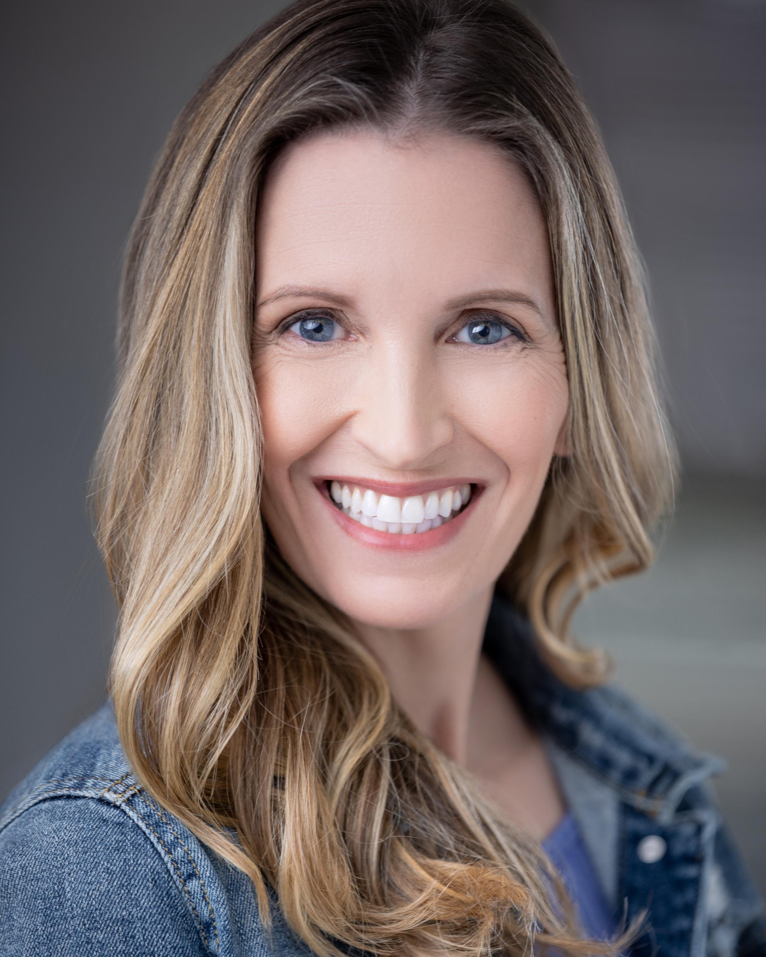 actor Sharon Powell large photo