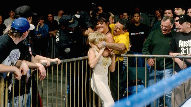 Chyna makes her WWE debut: In Your House: Final Four