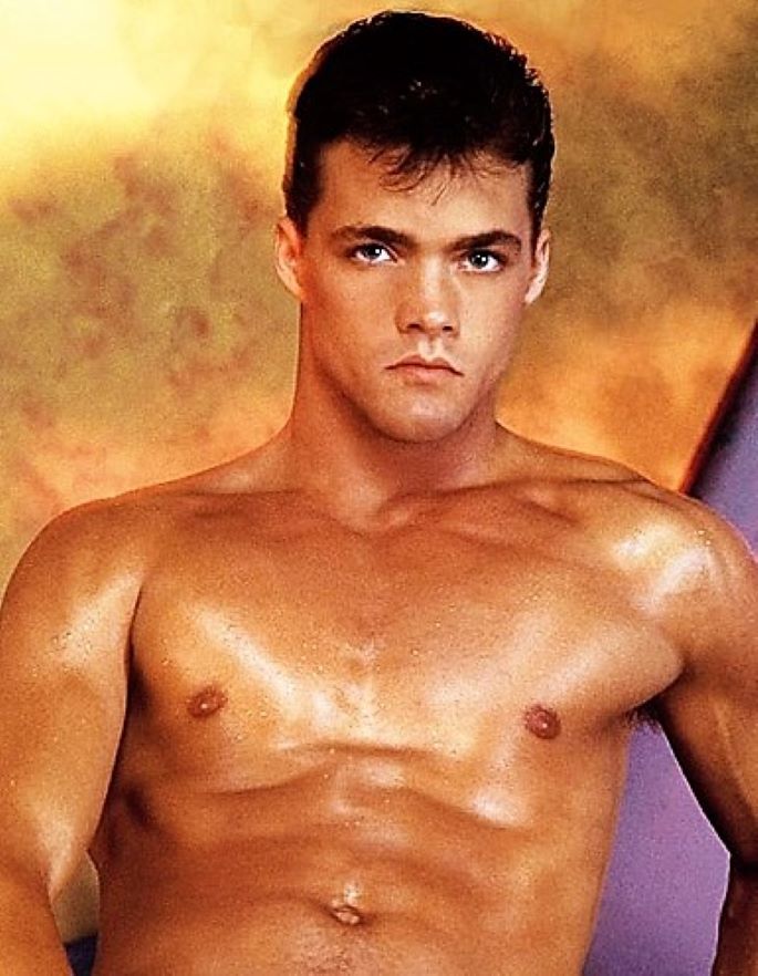 actor Joey Morgan large photo