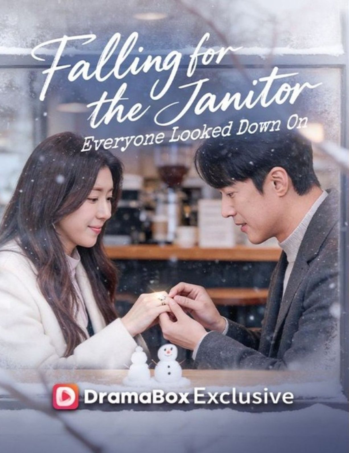 Falling for the Janitor Everyone Looked Down [English] poster