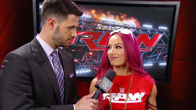 WWE Network: Sasha Banks discusses being drafted to Raw background