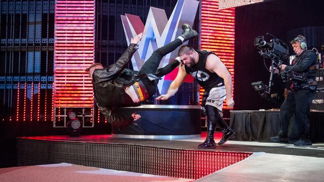 15 high-risk attacks on the stage: WWE Fury: Sunday, Oct. 9, 2016