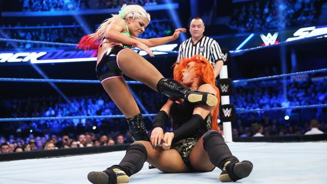 Becky Lynch vs. Alexa Bliss - SmackDown Women's Championship Match: SmackDown LIVE, Nov. 8, 2016
