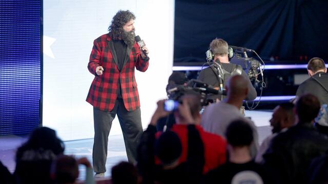 Mick Foley makes a huge Tribute to the Troops main event: Tribute to the Troops, Dec. 14, 2016