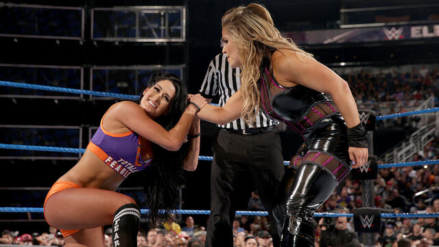 Nikki Bella vs. Natalya: Elimination Chamber 2017 (WWE Network Exclusive)