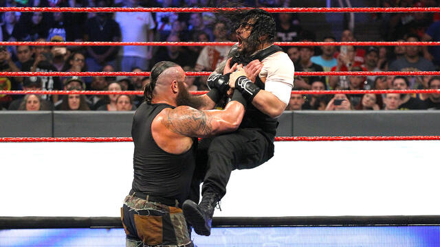Roman Reigns vs. Braun Strowman: WWE Payback 2017 (WWE Network Exclusive) background