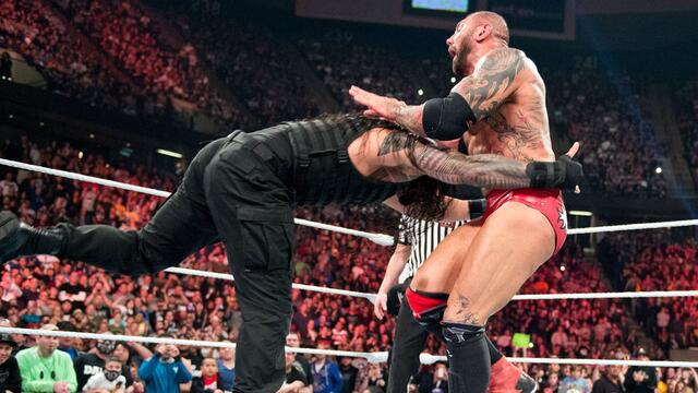 The Shield vs. Evolution - Six-Man Tag Team Match: Extreme Rules 2014 (WWE Network Exclusive)