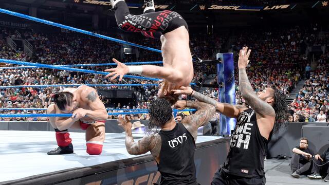 Sami Zayn & Tye Dillinger vs. The Usos: SmackDown LIVE, Aug. 8, 2017
