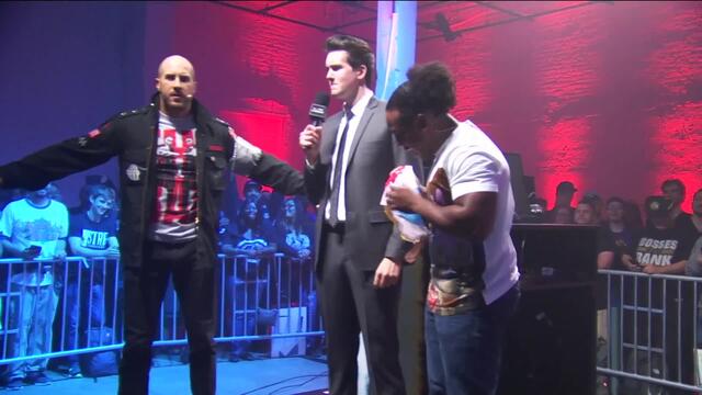 Cesaro destroys another beach ball: WWE x IGN eSports Showdown background