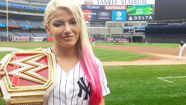 Alexa Bliss compares her rivalry with Sasha Banks to Yankees vs. Red Sox: Alexa Bliss' SummerSlam Diary
