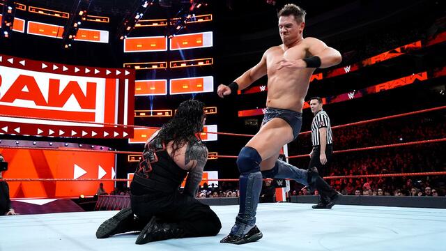 The Miz vs. Roman Reigns - Intercontinental Championship Match: Raw, Jan. 29, 2018