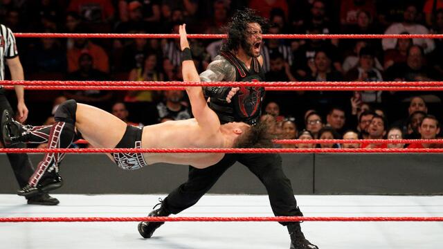 The Miz vs. Roman Reigns - Intercontinental Championship Match: Raw, Nov. 20, 2017