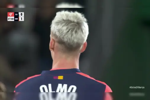[Highlights] A deft strike! Olmo's long-range shot hits the crossbar遗憾ly