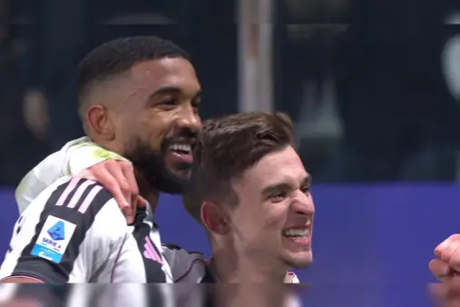 [Goal] Incredible leap! Bremer soars high to head home