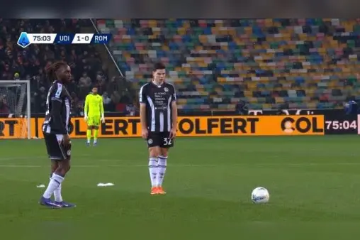 [Highlights] In hot form! Ekkelenkamp's direct free-kick effort saved by Svilar