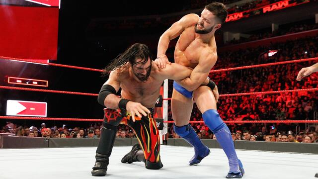 Seth Rollins vs. Finn Bálor: Raw, March 12, 2018 background