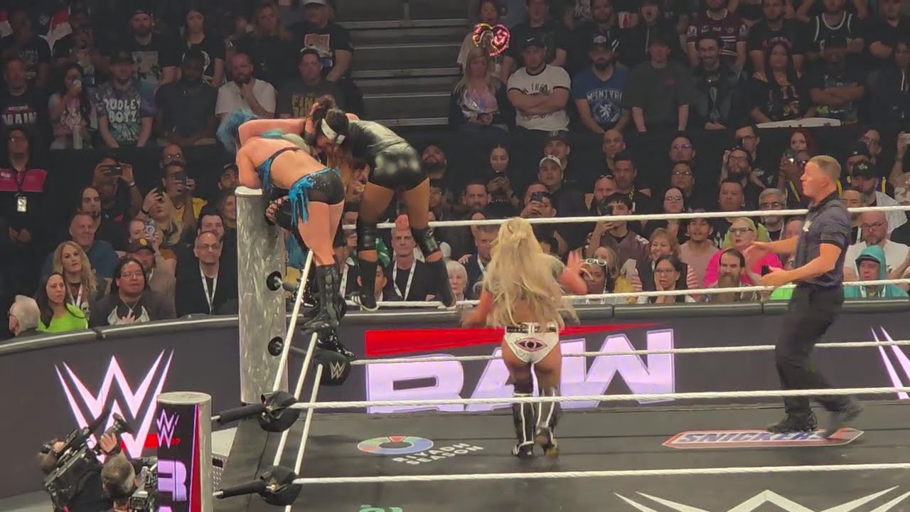 FULL MATCH: Women's Tag Championship- Liv Morgan & Raquel Rodriguez vs Becky Lynch & Lyra Valkyria