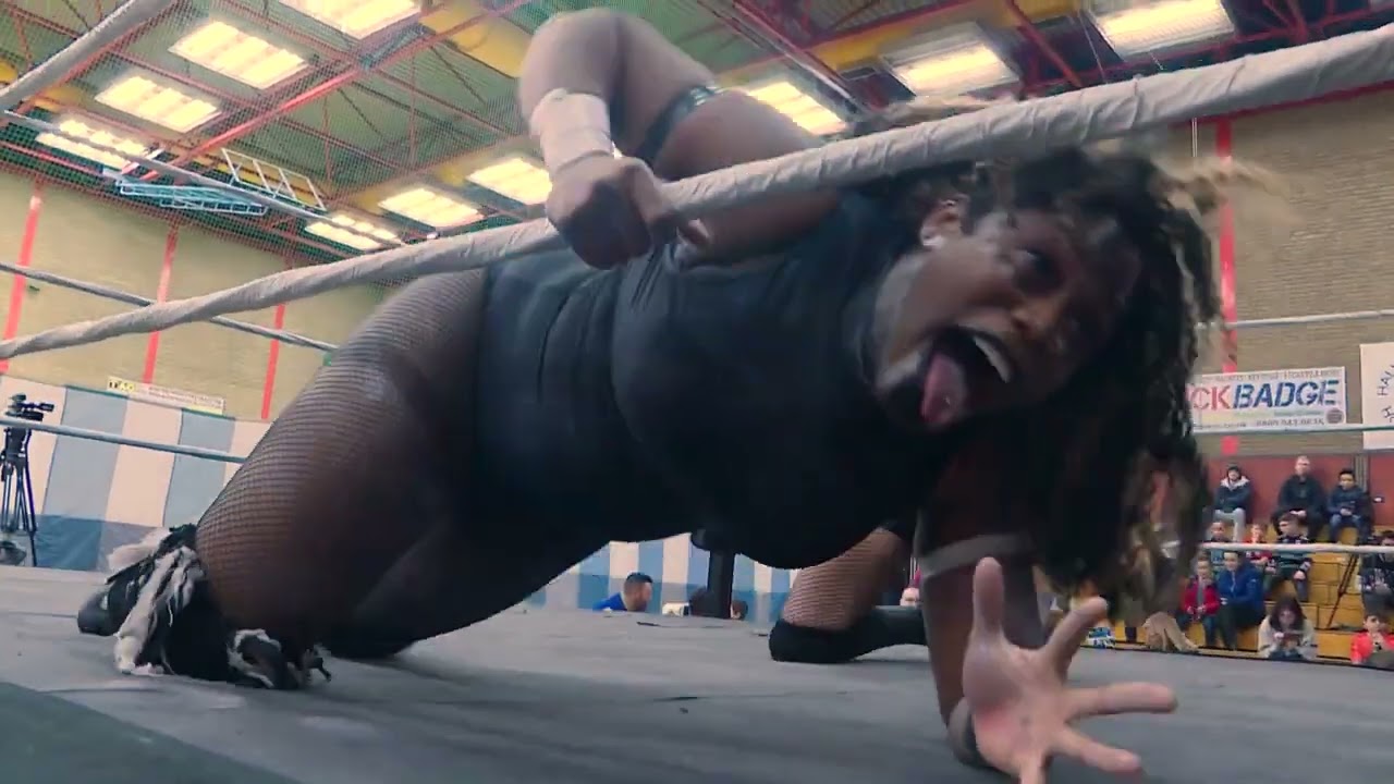 Little Miss Roxxy Vs 'The Voodoo Queen' Amarah | British Women's Wrestling background