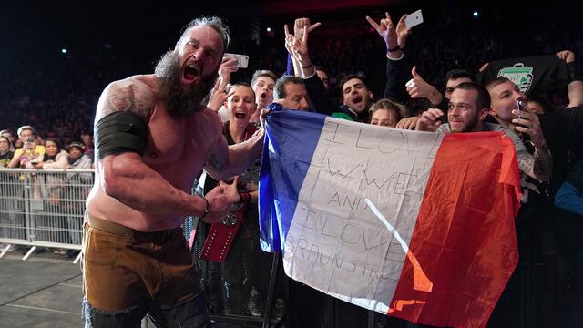 Superstars party at WWE Live in Paris