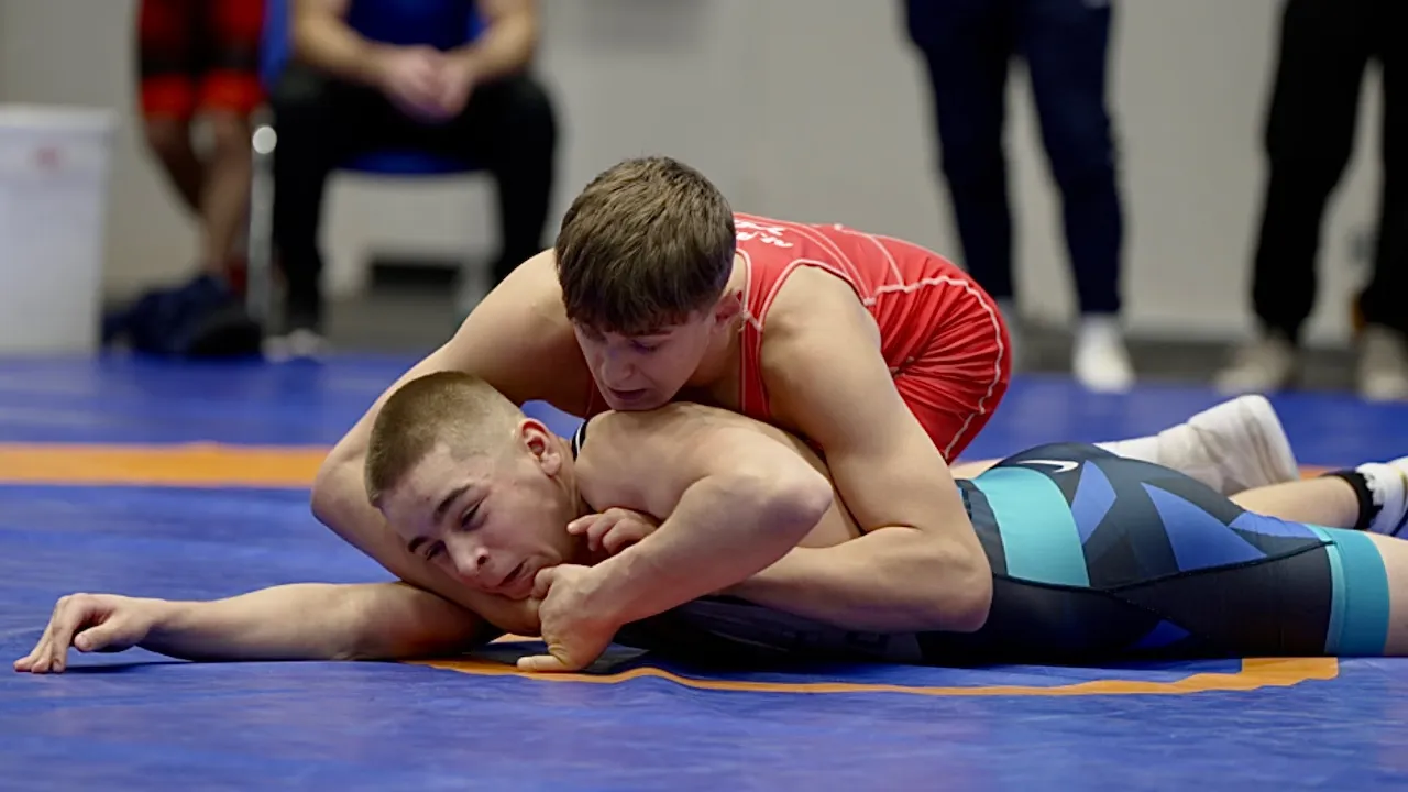 U15 Süleyman Umut Sahinol (TUR) vs Artturi Kohtala (FIN) 68kg. Greco-roman boys youth wrestling.