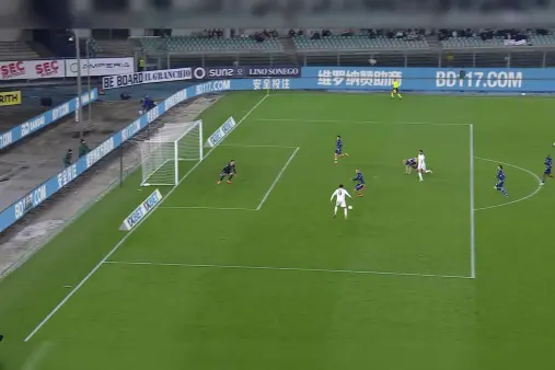 [Highlights] Missed one-on-one! Meister's curled shot fails to find the angle, straight into the keeper's hands