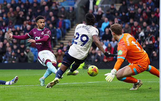 Burnley vs West Ham United Full Match and Highlights