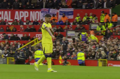 [Red Card] Severe punishment! Romero sent off directly for stamping on Casemiro