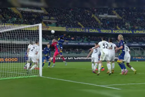 [Highlights] Incredible save! Orban's header cleared off the line by Bozhinov