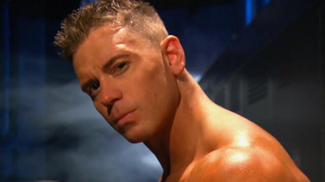 Raw: A special look at Alex Riley background