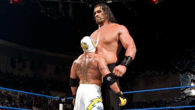 Most watched YouTube videos: WWE Top 10, Oct. 23, 2019 background