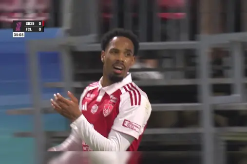 [Highlights] Missed a sitter! Lascari blasts over from close range at the far post