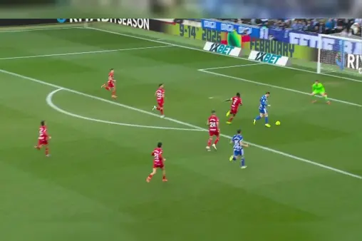 [Highlights] Alavés' brilliant teamwork, Soria makes a brilliant save to block opponent's one-on-one
