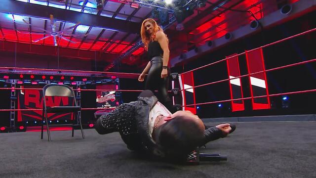 Becky Lynch takes out Shayna Baszler in sneak attack: Raw, March 23, 2020
