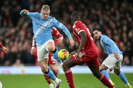 Full Match Replay (Commentary by Zhan Jun, Liu Yue, Wei Xinyi)