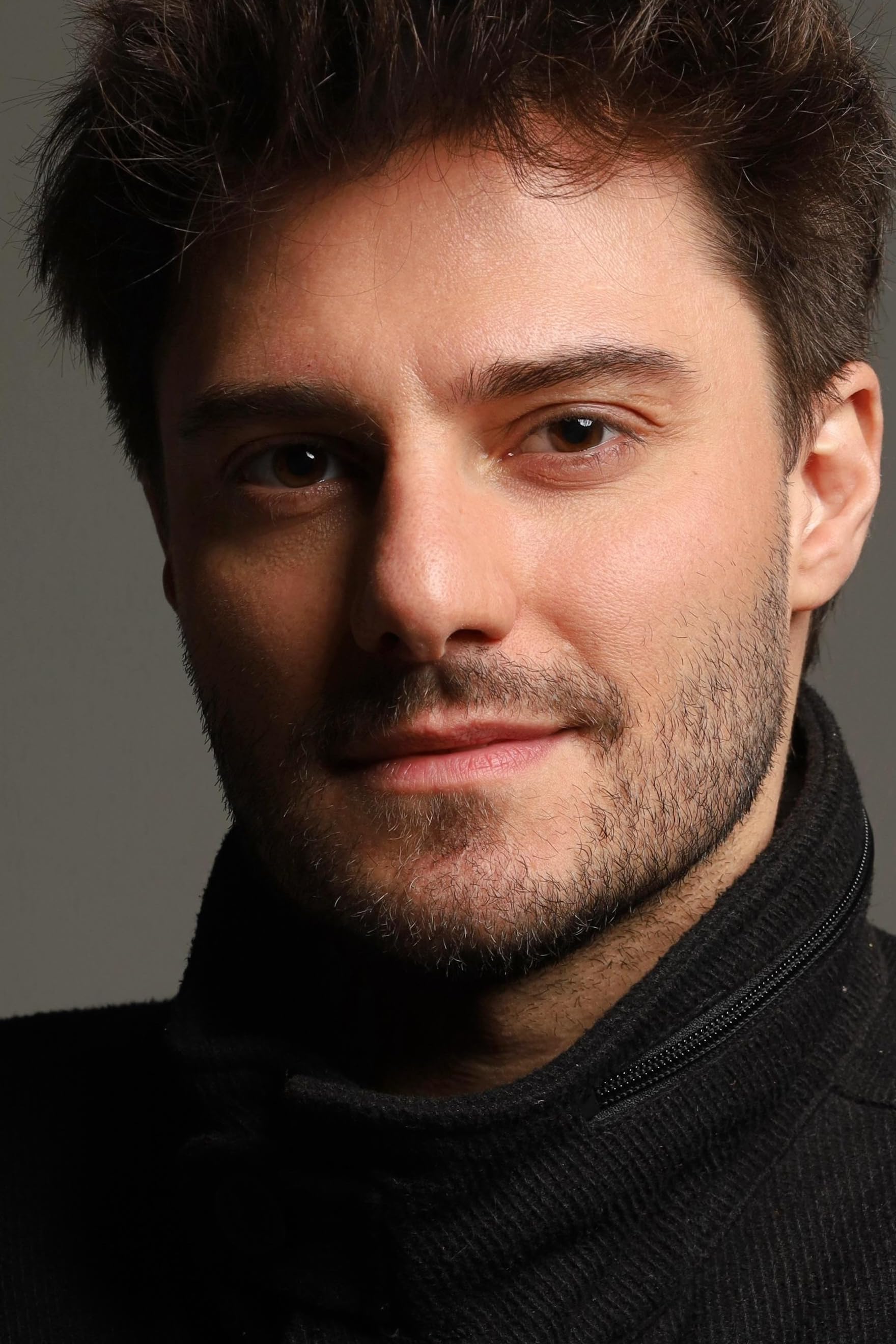 actor Hugo Bonemer large photo