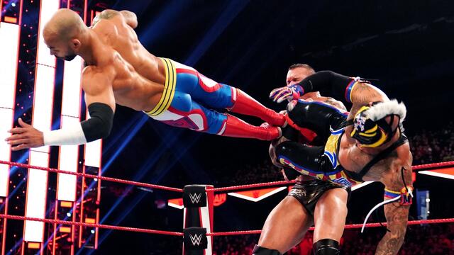 Rey Mysterio vs. Ricochet vs. Randy Orton vs. Drew McIntyre: Raw, Nov. 25, 2019 background