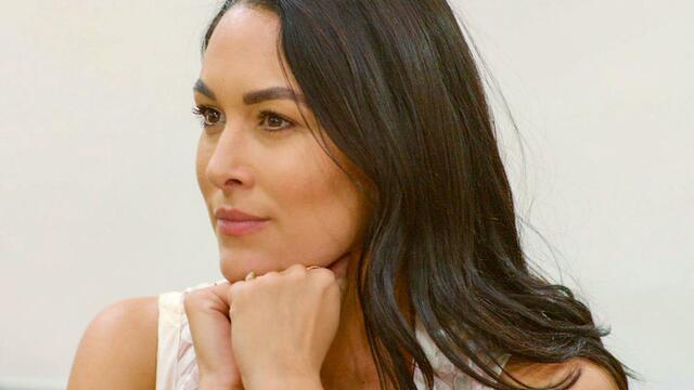 Nikki & Brie’s father is a changed man: Total Bellas, April 16, 2020